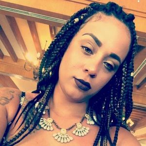 Meet your Posher, Brittany